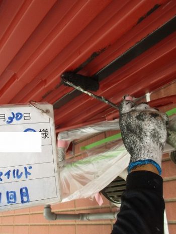 サビ止め後　上塗り