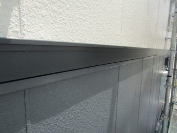 ２色の色分けがきれい