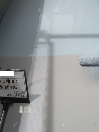 ウレタン防水中塗り２回目