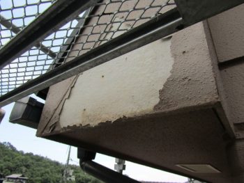 塗膜の剥がれ