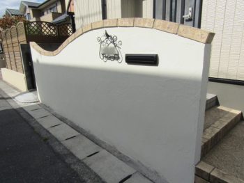 塀の塗装完成