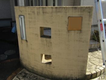 塀の塗装前