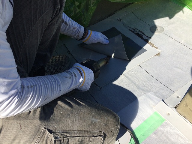 防水シートの熱接着