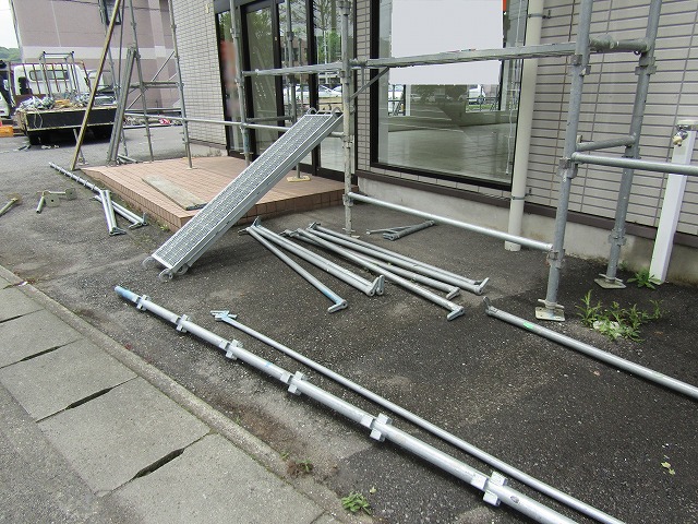 倉敷市の事務所　足場