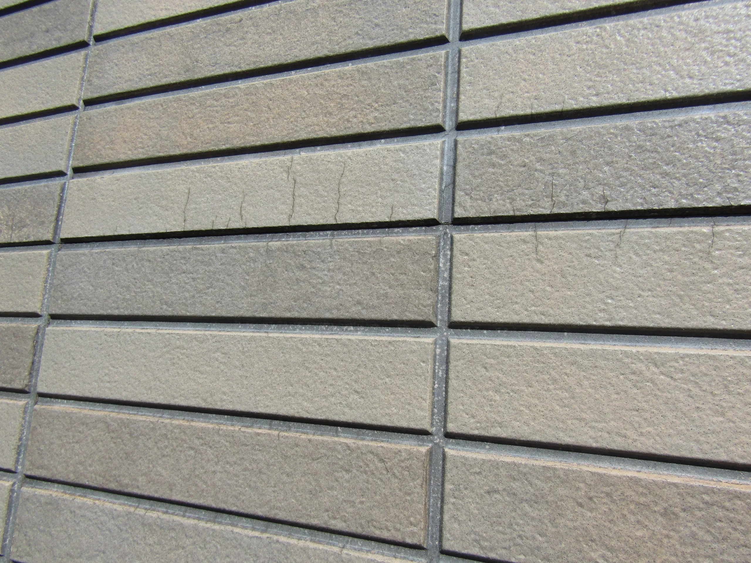 ダブルトーン塗装前の外壁