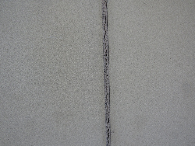 切れたシーリング