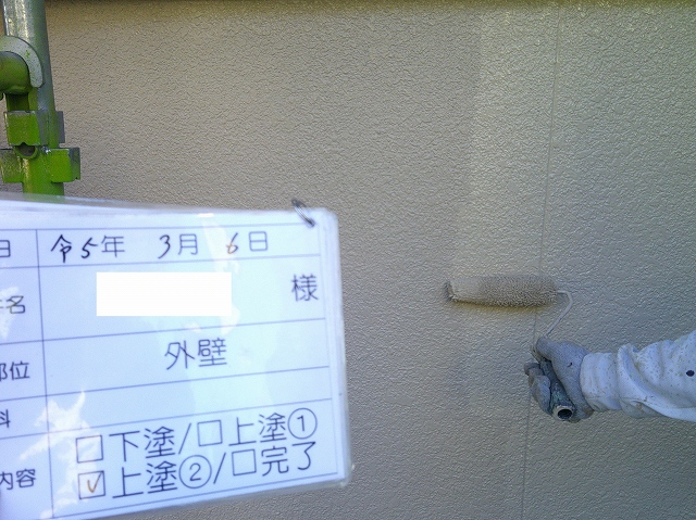 外壁上塗り２回目