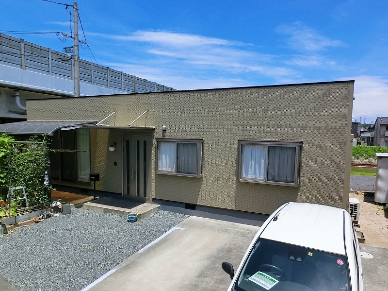 色選び　ベージュの外壁