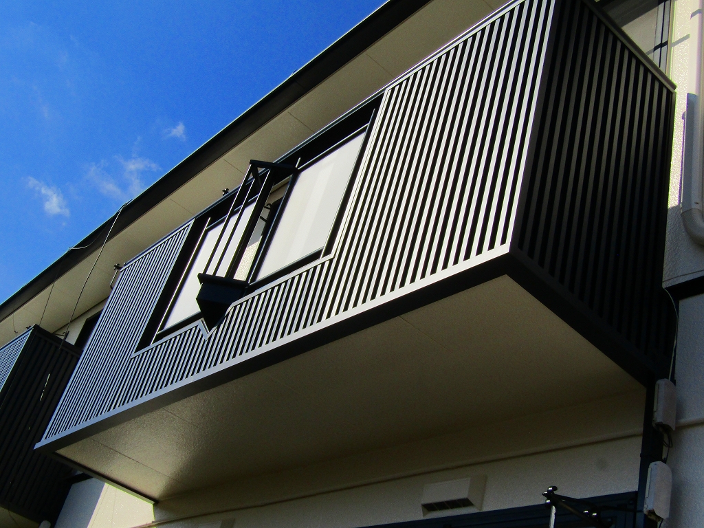 ガルバリウム鋼板でカバー工法