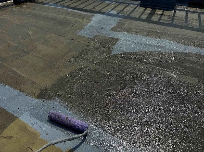 防水工事　プライマー塗布