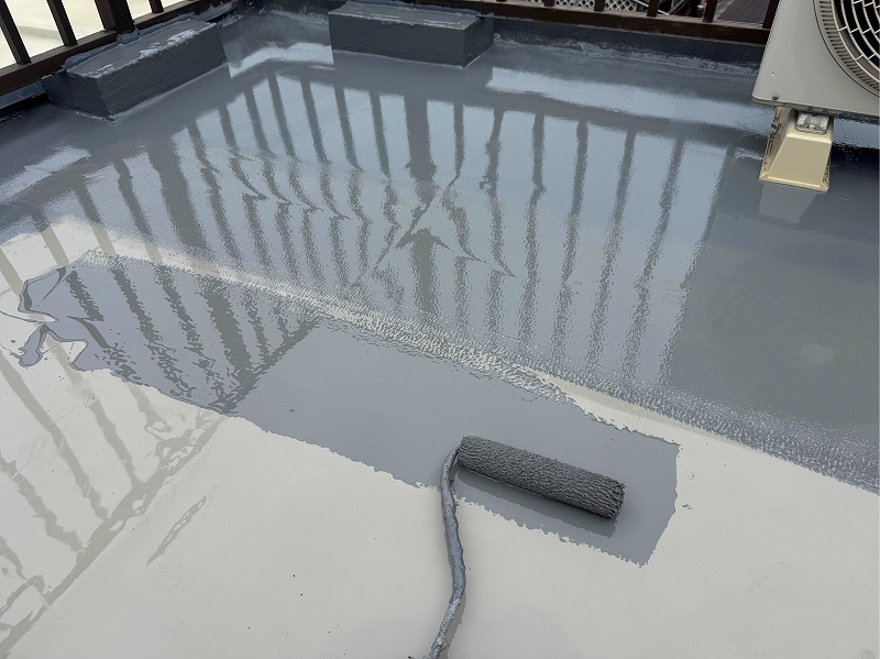 ウレタン防水　トップコート塗布