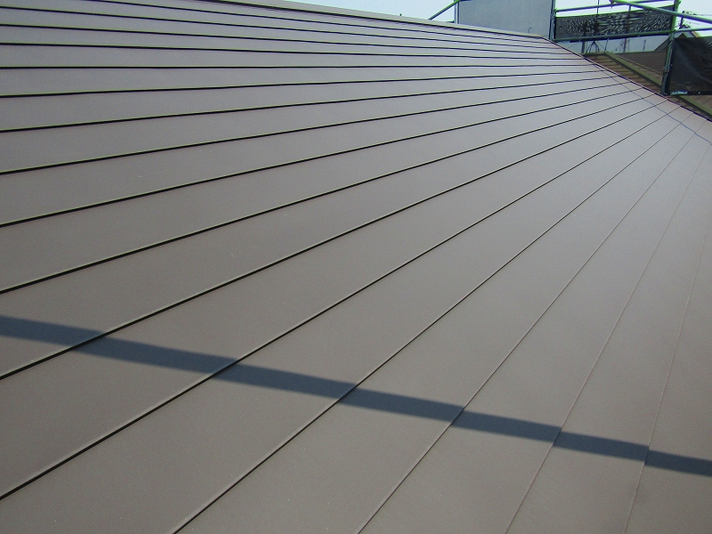 屋根カバー工法　完成