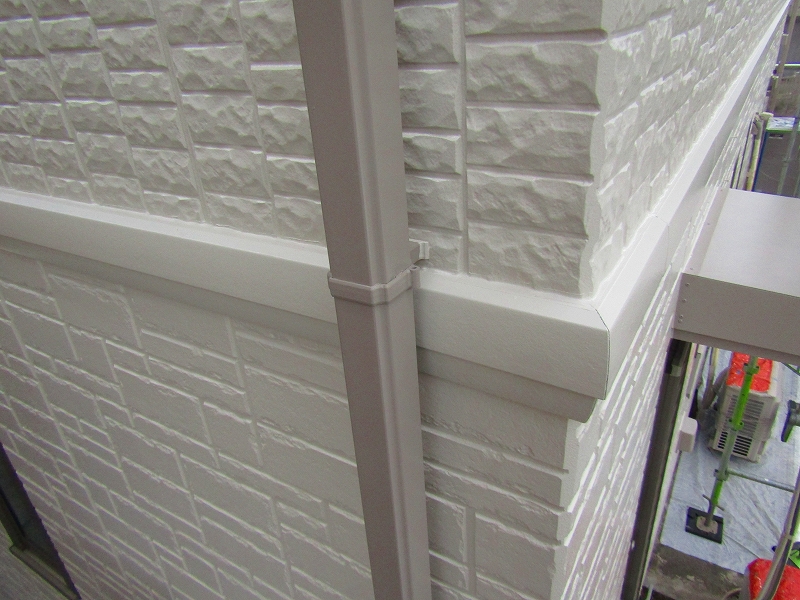 グレージュカラーの樋