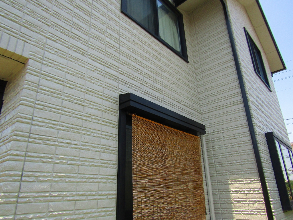 フッ素塗料で塗装した外壁