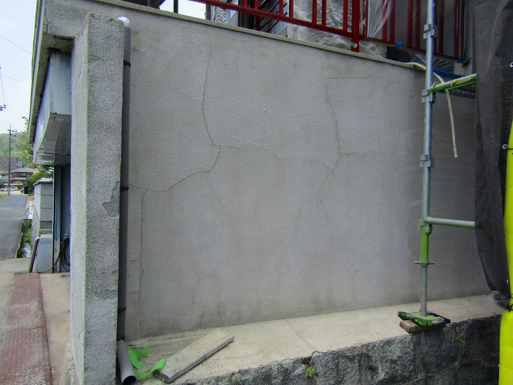 クラックが多い