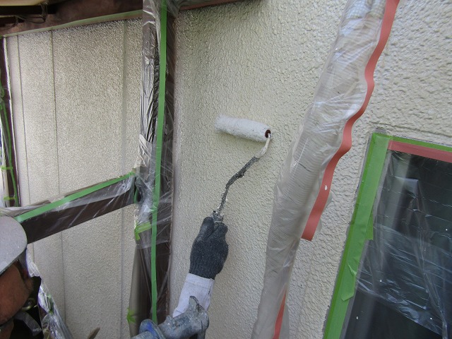 外壁下塗り