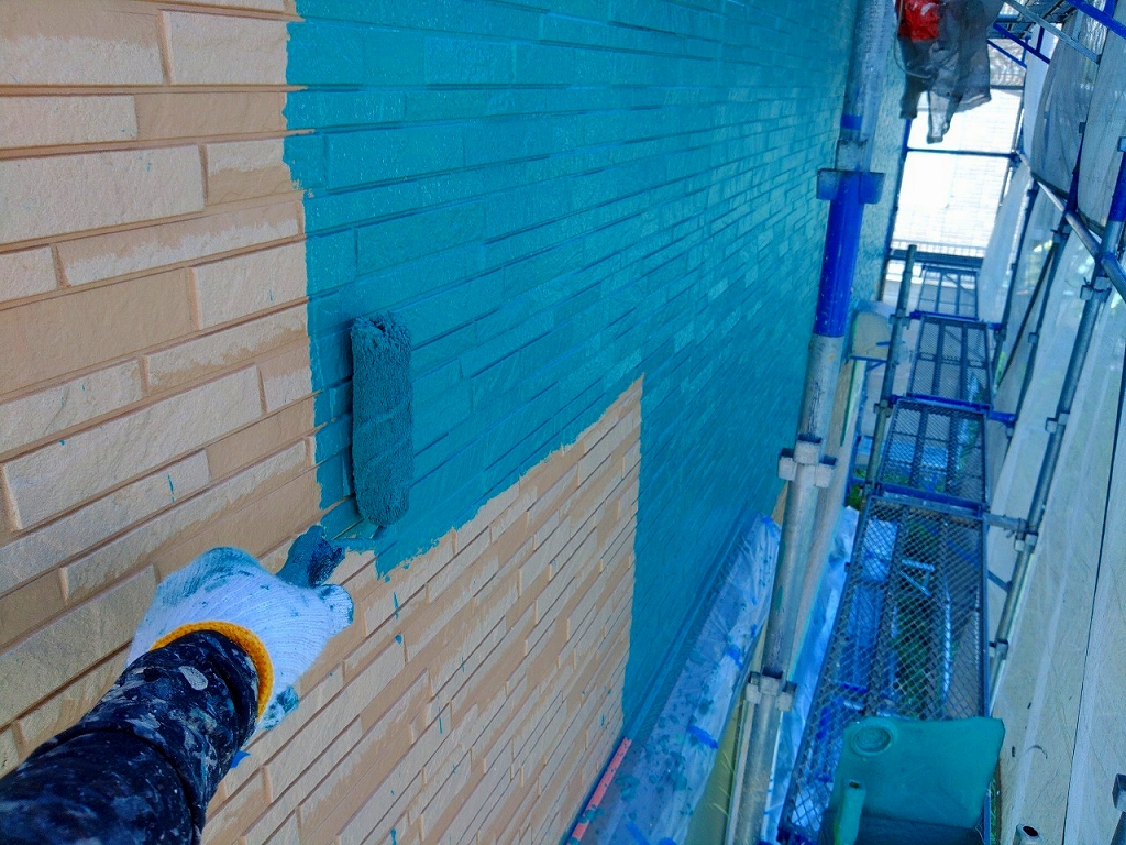 上塗り１回目の塗装