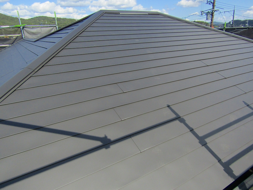 屋根カバー工法事例